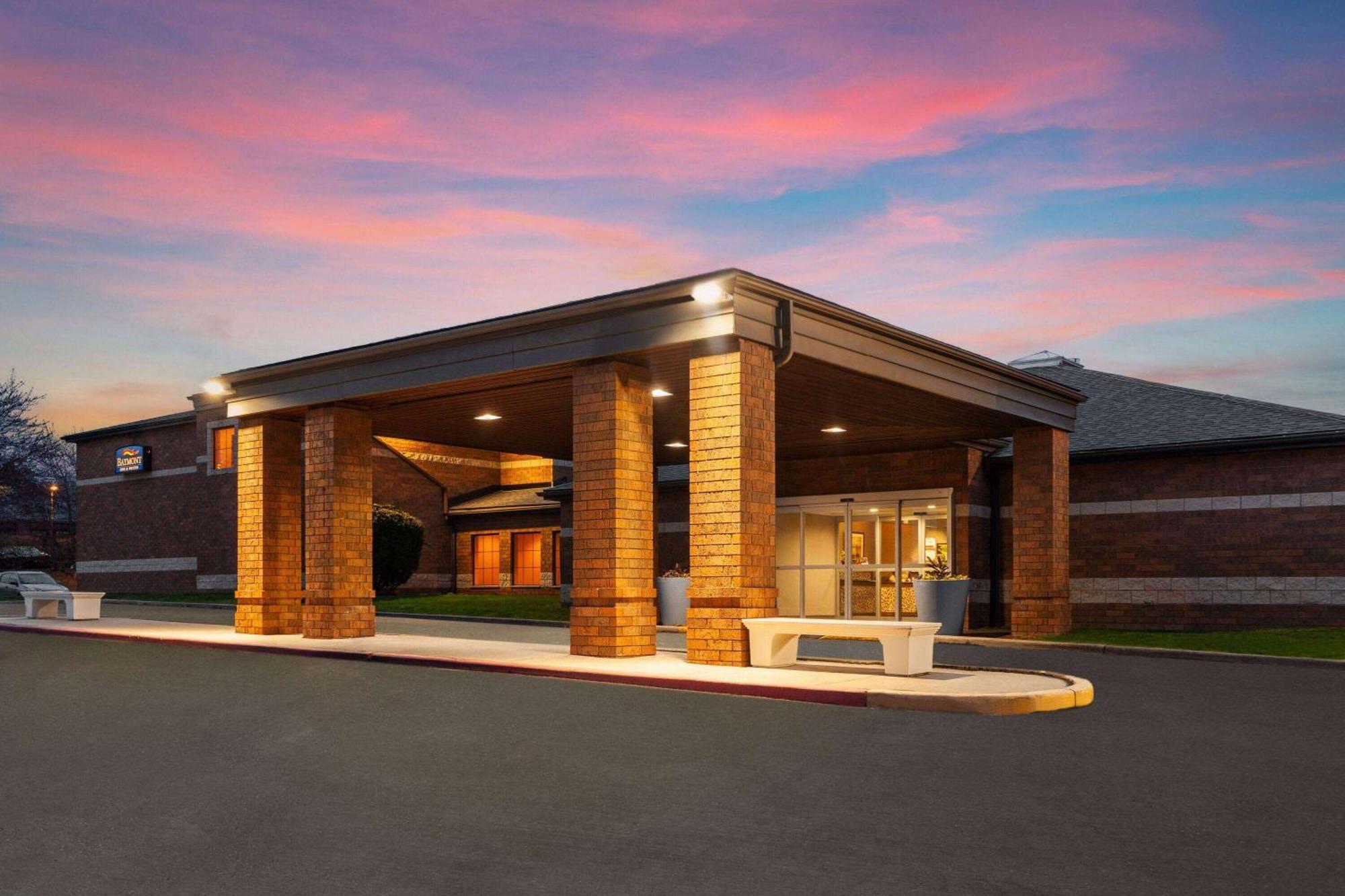 Baymont By Wyndham Copley Akron Exteriör bild
