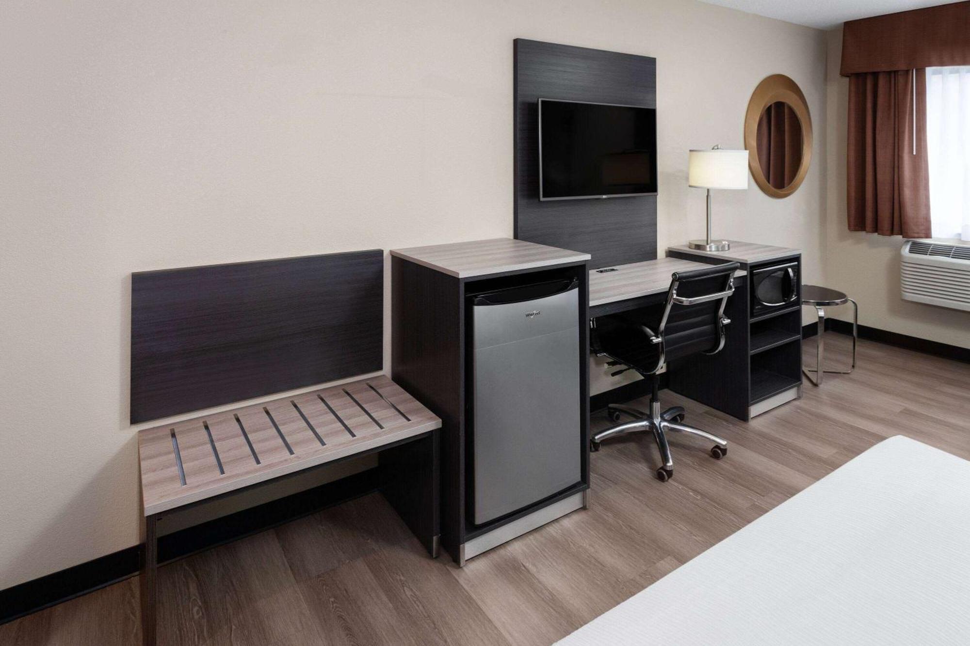 Baymont By Wyndham Copley Akron Exteriör bild